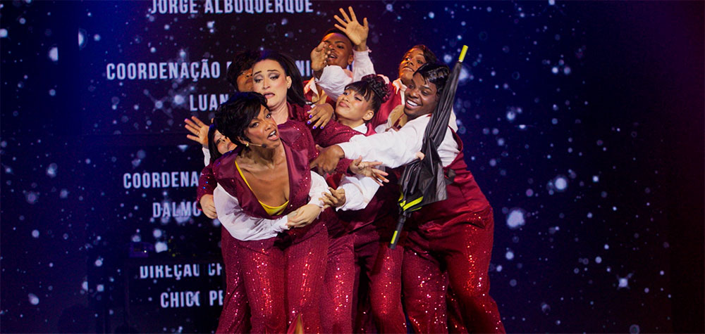 Noite histórica celebra 30 anos do Prêmio Bahia Aplaude e exalta potência do teatro baiano